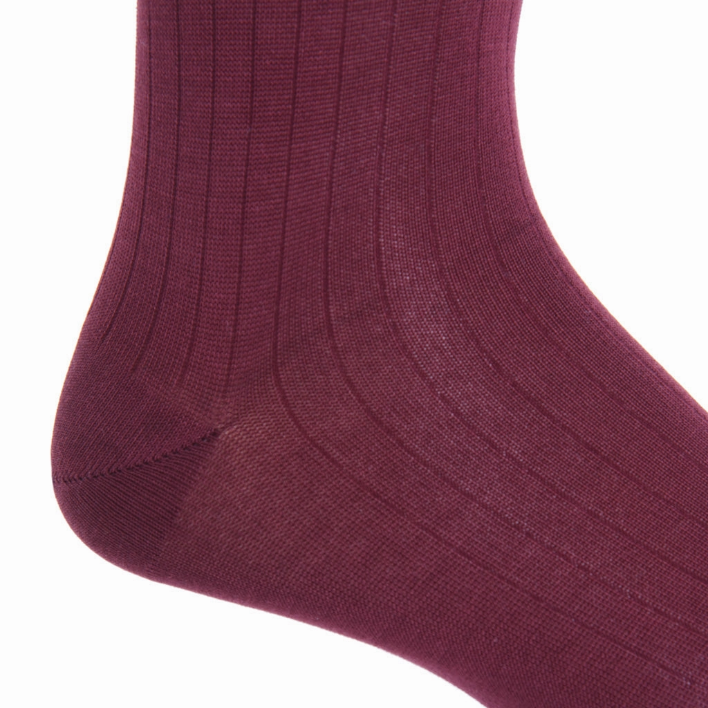 Burgundy Solid Ribbed Fine Merino Wool Sock Linked Toe Mid-Calf